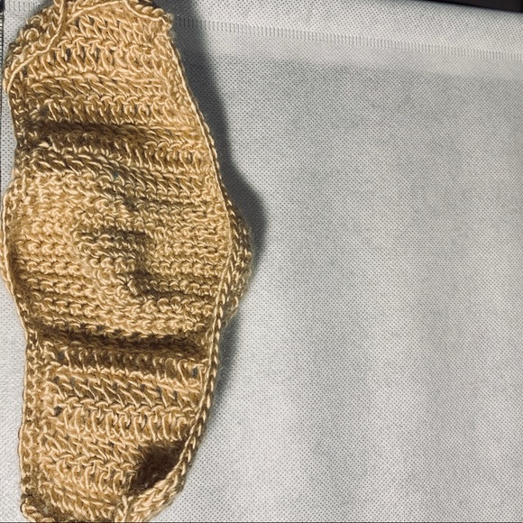 🆕Handmade/Homemade Tan/Cream Crotchet Face Mask - Picture 16 of 16